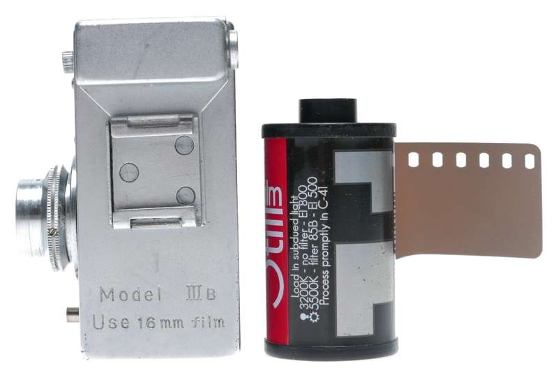 Steky Mod.IIIb Sub-Miniature 16mm Film Camera Riken Stekinar 1:3.5 f=2.5cm