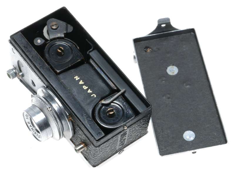 Steky Mod.IIIb Sub-Miniature 16mm Film Camera Riken Stekinar 1:3.5 f=2.5cm