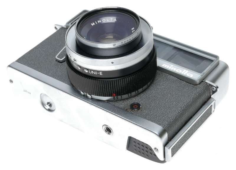 Minolta Hi-Matic Rangefinder 35mm Film Camera Rokkor 2.8/45mm