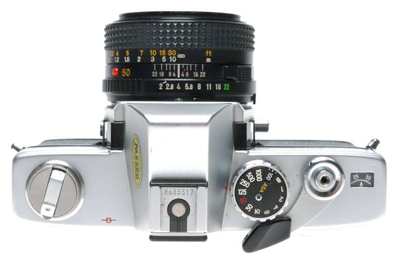 Minolta SRT 100X 35mm Film SLR Camera MD 1:2./50 Lens
