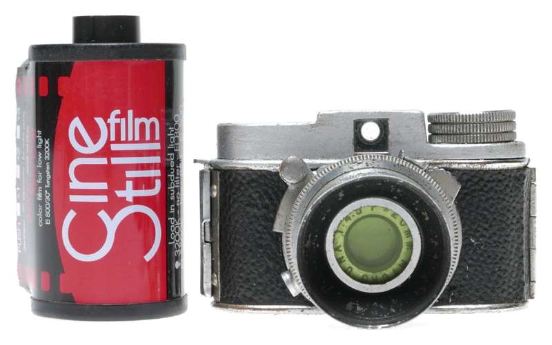 Mycro IIIa Subminiature Film Camera Ona 1:4.5 F=20mm Filter Shade Hood Tripod