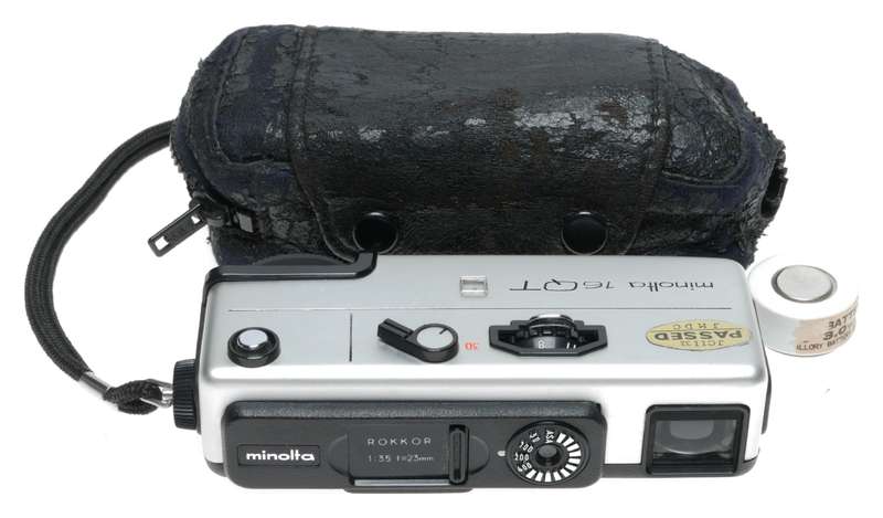 Minolta 16QT Subminiature Viewfinder Camera Rokkor 3.5/23mm