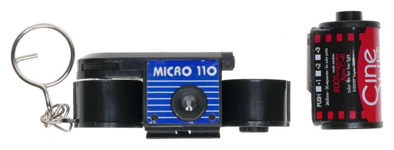 Micro-110 Cartrige Film Keychain Novelty Camera