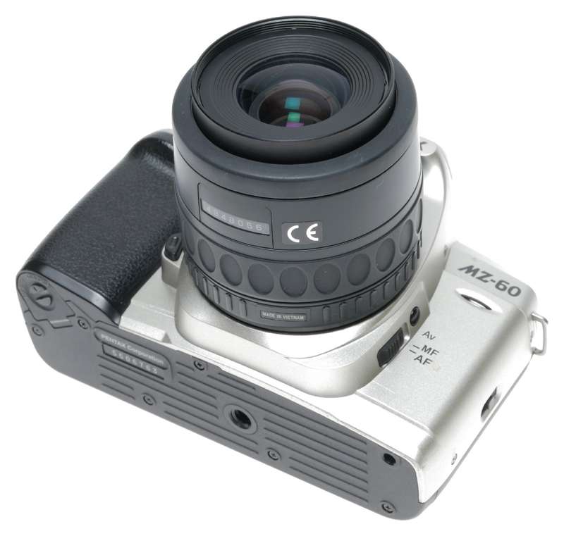 Asahi Pentax MZ-60 35mm SLR Camera 35-80 Zoom Lens Carry Bag