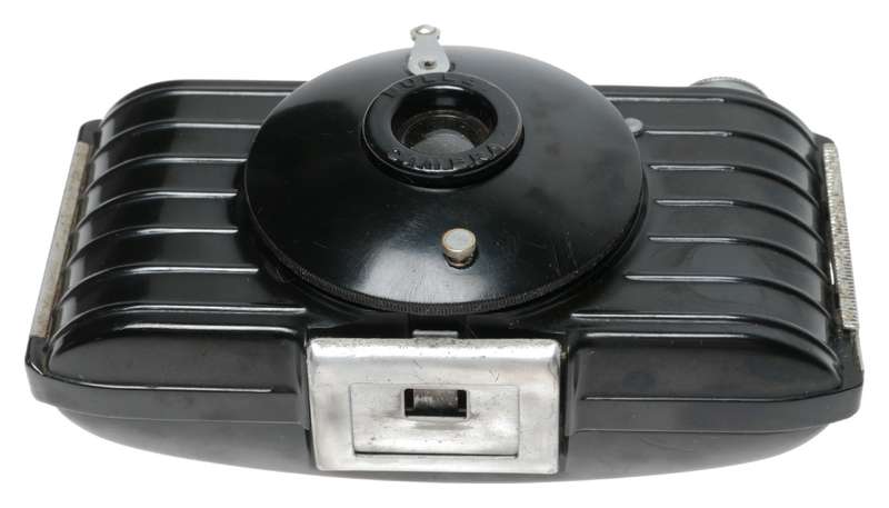 Kodak Bullet 127 Film Art Deco Bakelite Pocket Camera