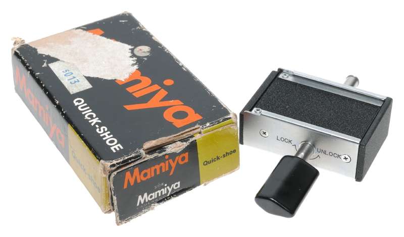 Mamiya Quick Shoe Tripod Quick Release fits C220 C330 TLR Camera