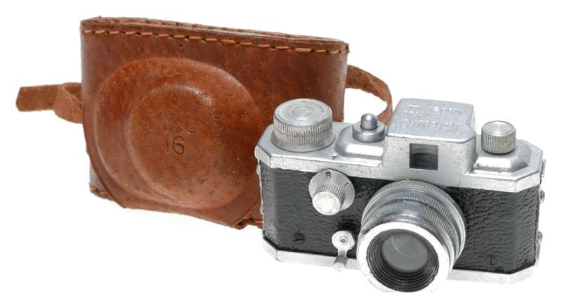 Kiku16 Model II Sub Miniature 16mm Film Camera 14x14mm Exposure