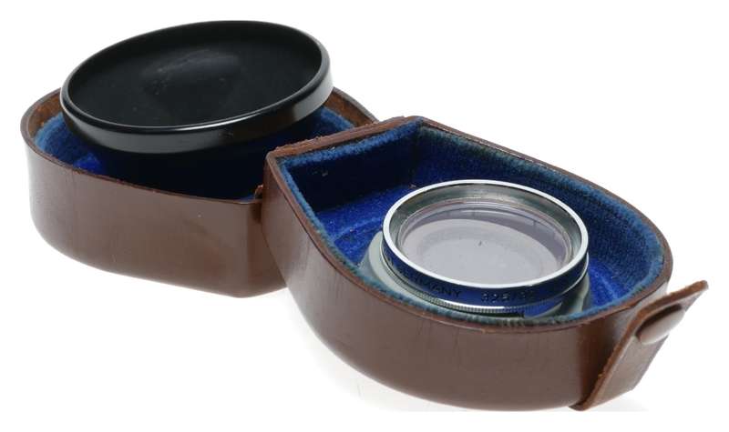 Voigtlander 310/32 Clip-on Camera Lens Shade Hood 325/32 SF Filter