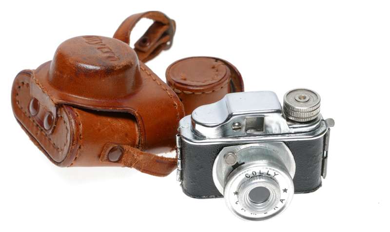 Tougodo Colly Hit-Type Sub Miniature 17.5mm Film Camera