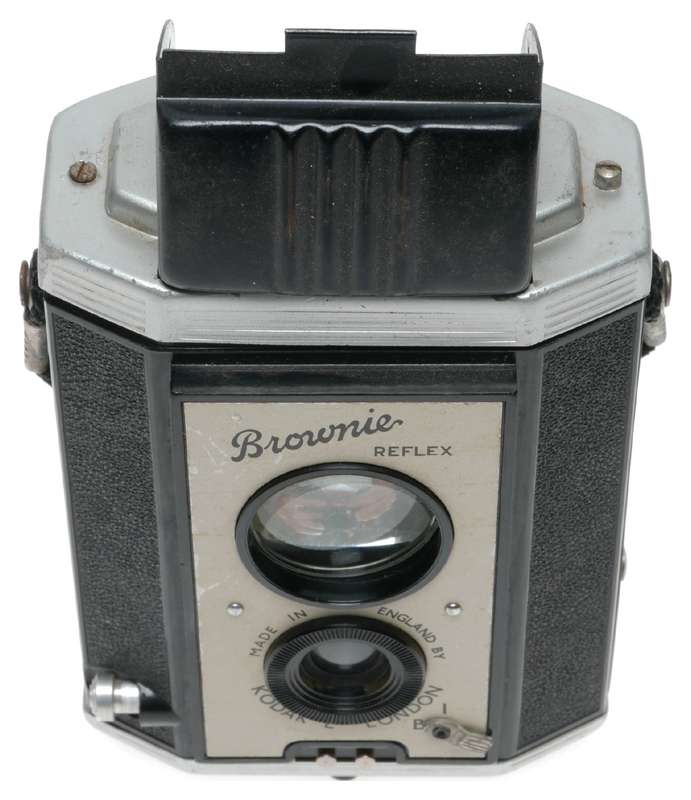 Kodak London Brownie Reflex TLR 127 Film Bakelite Box Camera