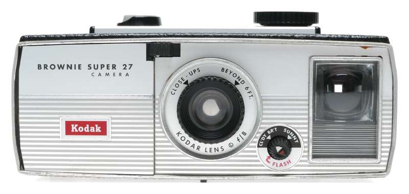 Kodak Brownie Super 27 4x4cm 127 Film Camera Kodar Lens f/8