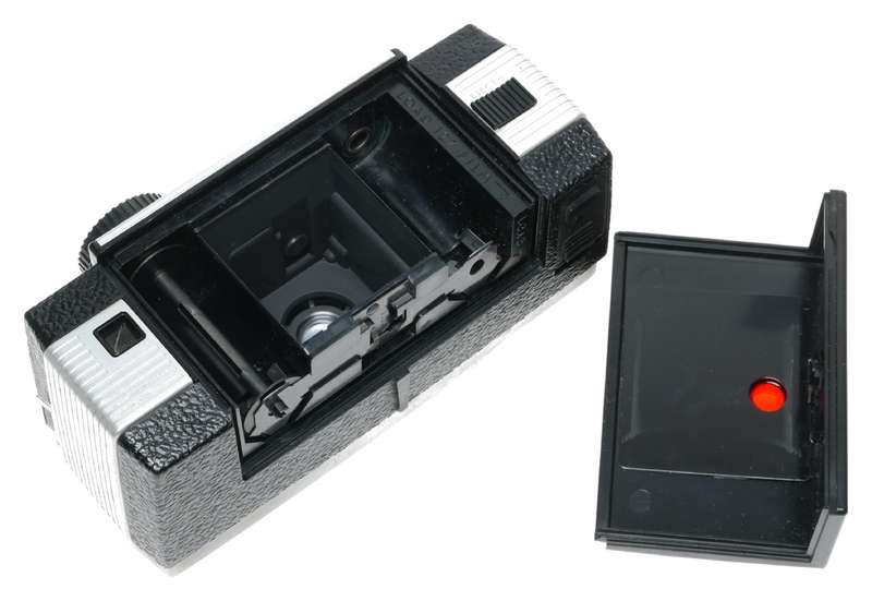 Kodak Brownie Super 27 4x4cm 127 Film Camera Kodar Lens f/8
