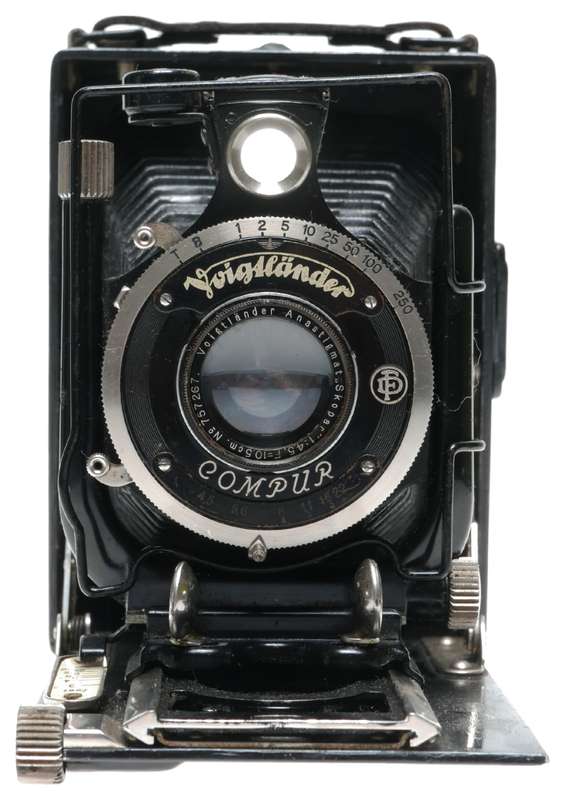 Voigtlander Avus 6x9 Plate Folding Camera Skopar 1:4.5 F=10.5cm