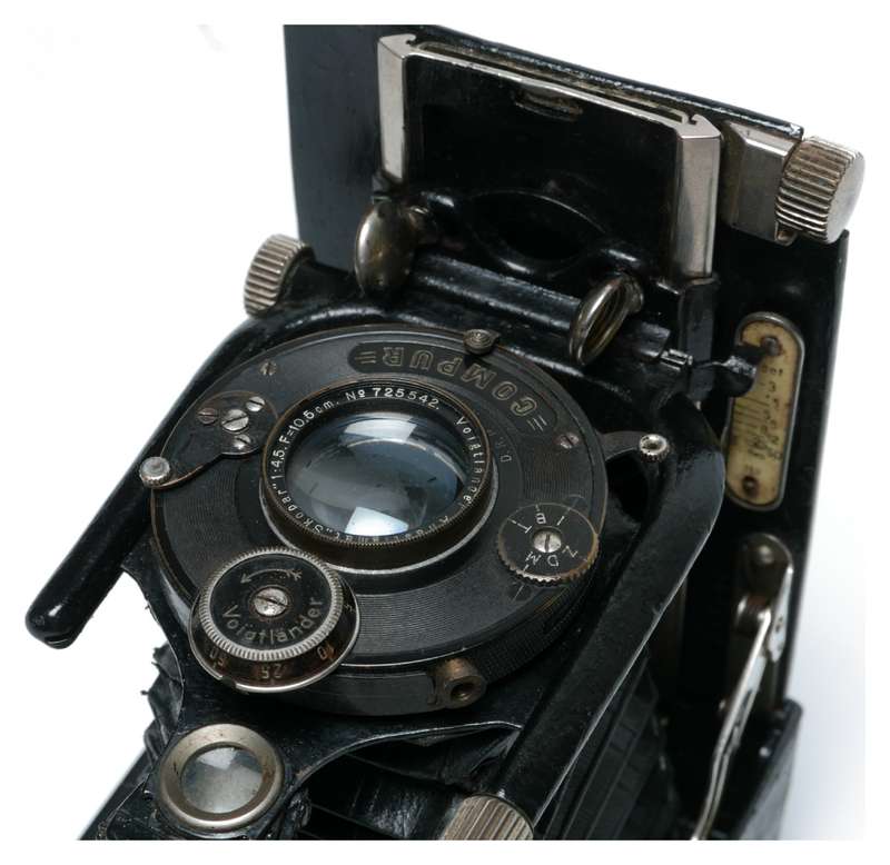 Voigtlander AVUS 9x12 Folding Plate Camera Skopar 1:4.5 F=10.5cm