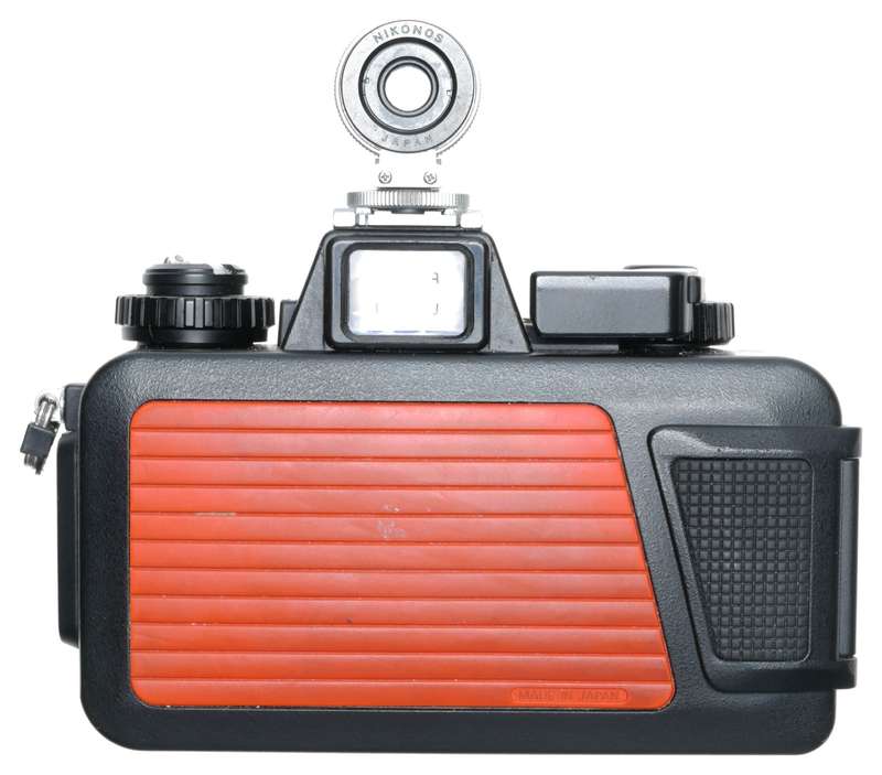 Nikonos-V underwater 35mm film camera outfit 80mm 2 lens set