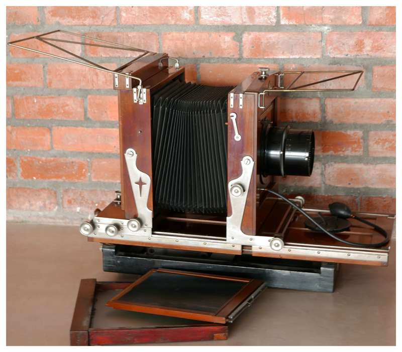 Voigtlander Heliar-Universal 1:4.5 f=42cm Stella Globus 8x10 camera