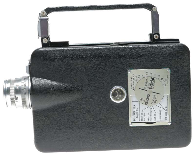Kodak Cine magazine 16 vintage movie camera in case 16mm