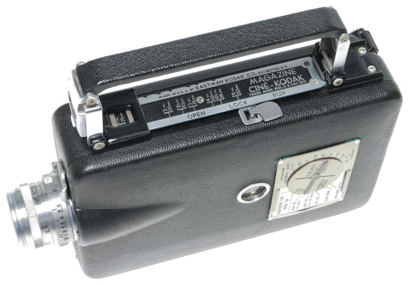 Kodak Cine magazine 16 vintage movie camera in case 16mm
