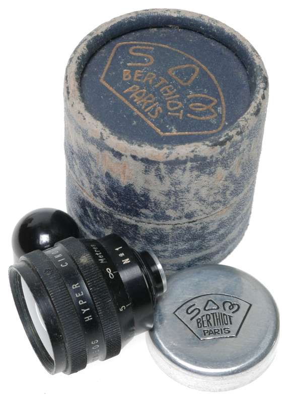 Leveque L.D. 8mm Cine camera full set of 4x Som Berthiot lenses