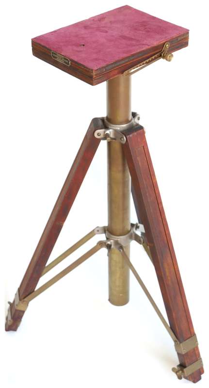 Graflex USA Crown camera compact stand tripod vintage wood