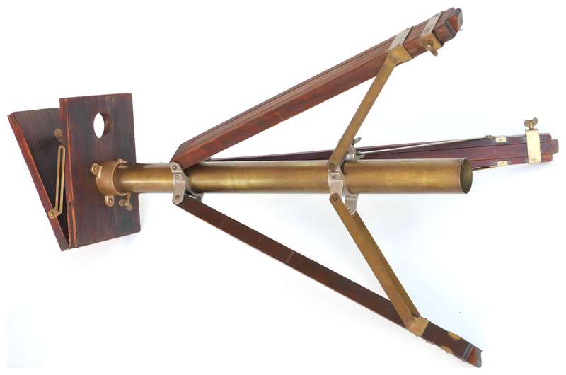 Graflex USA Crown camera compact stand tripod vintage wood
