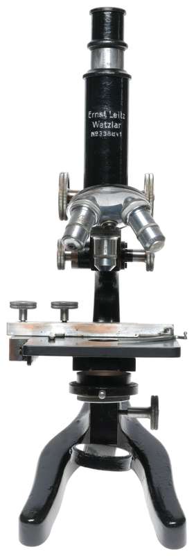 Ernst Leitz Wetzlar Microscope black enamel vintage 3 objectives