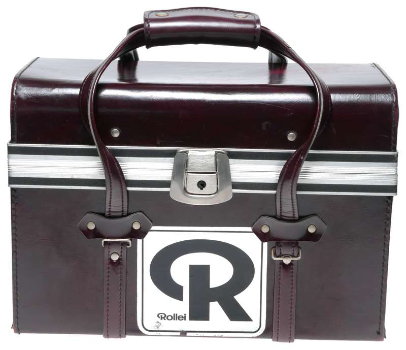 Camera case vintage and universal fits film cameras