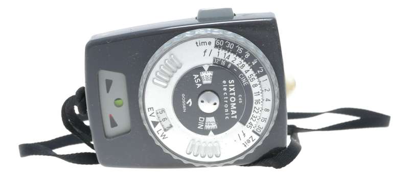 Sixtomat CDS Electronic hand held light exposure f/stop meter vintage case