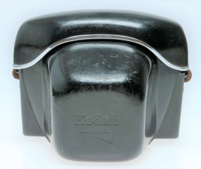 Kodak SKR Black vintage film camera antique leather case in used condition