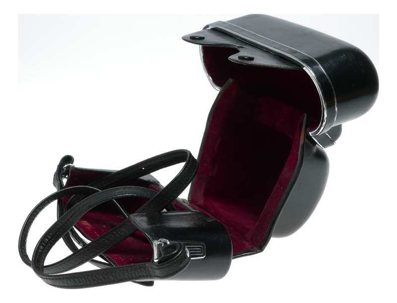 Black Zeiss vintage film camera antique patent leather case in used condition
