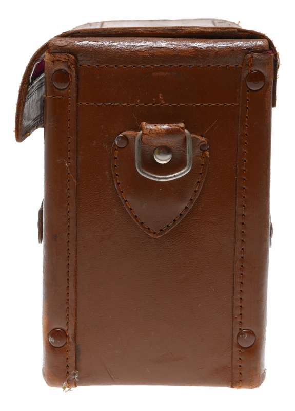 Carry bag vintage film camera antique leather case in used condition