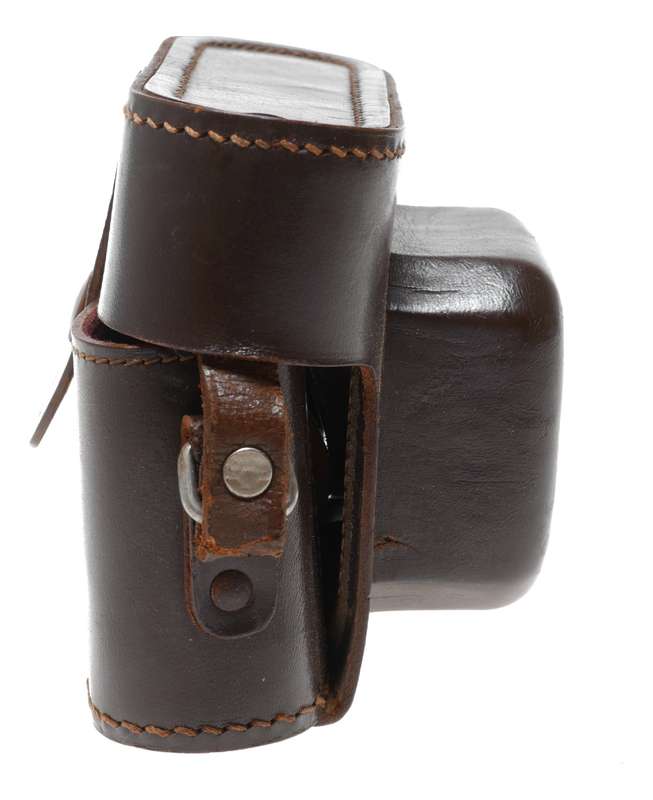 Iloca vintage film camera antique leather case in used condition