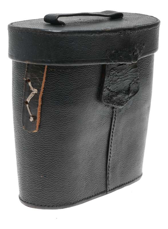 Binocular red velvet vintage leather case in used condition with strap