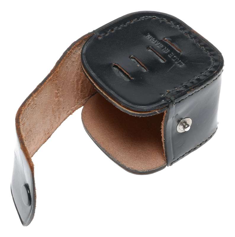 Canon little vintage film camera antique leather case in used condition