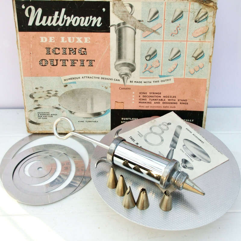 Vintage Nutbrown Icing Outfit Set Turntable Marking Rings Piping Syringe  Nozzles on The Vintage Pantry Store