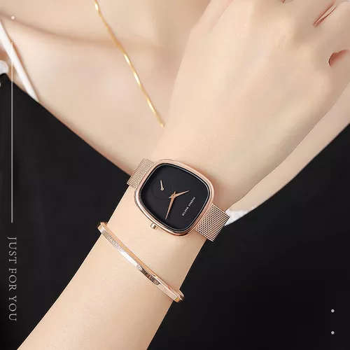 Hannah Martin 1251 Womens Watch - Rose Gold/Black
