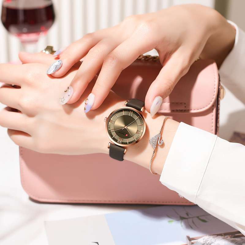Curren 9079 Womens Watch