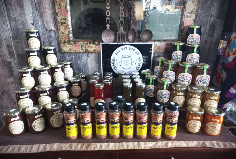 COMBO Market Mastery: 6mm 4-Unit Set for Showcasing Jams and Sauces with Style and Versatility