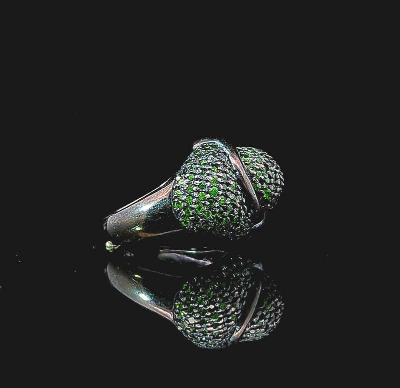 Vulcan - Black Rhodium Plated with Chrome Diopside