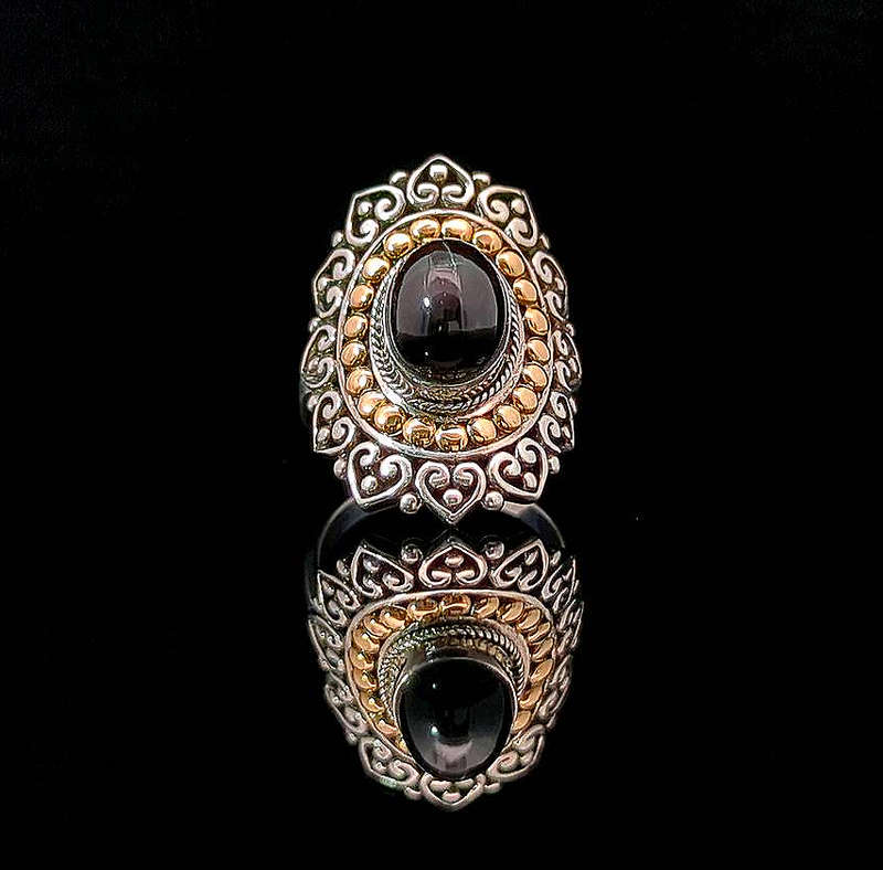 Dhabi - Black Opal
