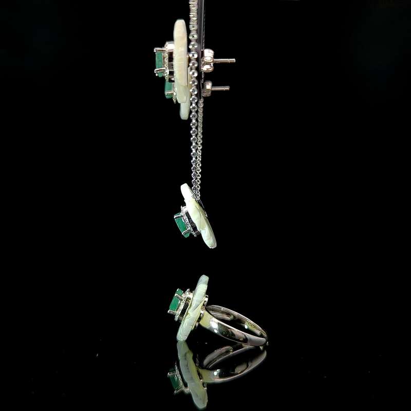 Malee - Emerald and Mother of Pearl