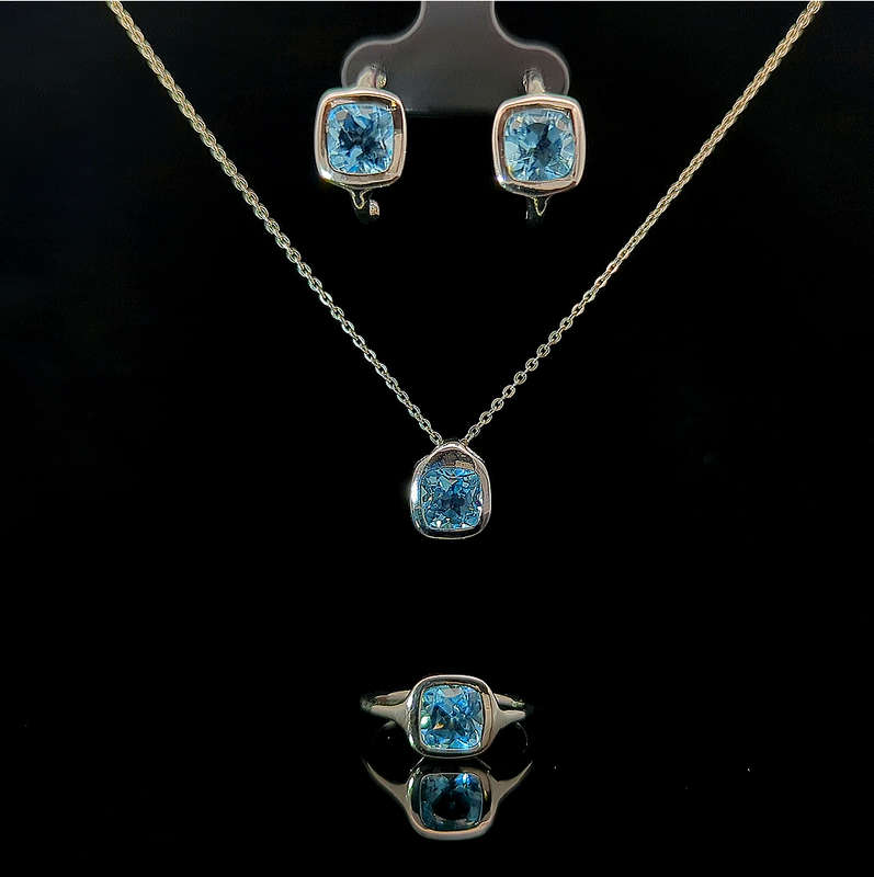 Chia Square - Swiss Blue Topaz