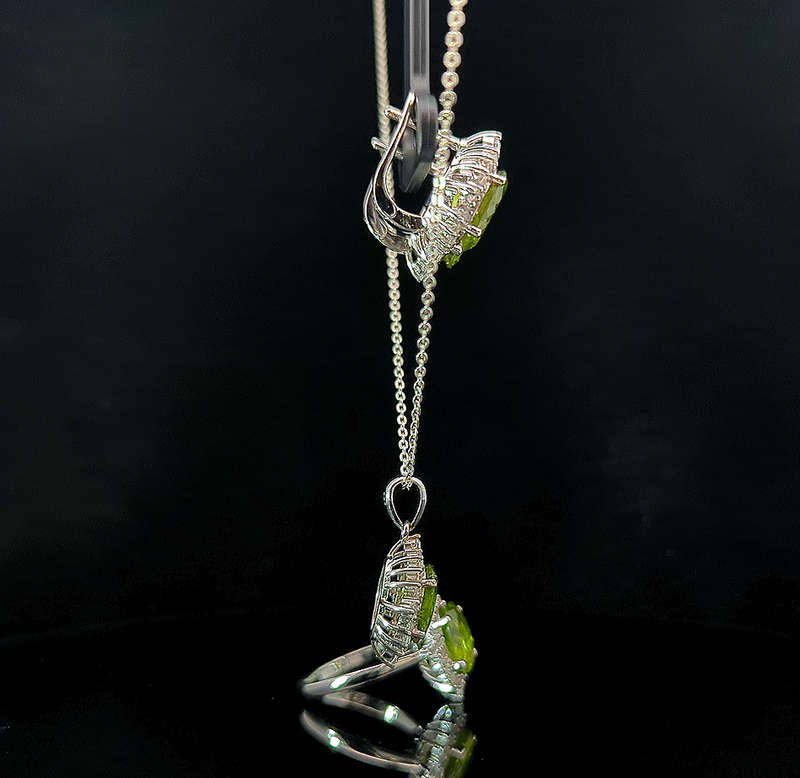 Savika - Peridot