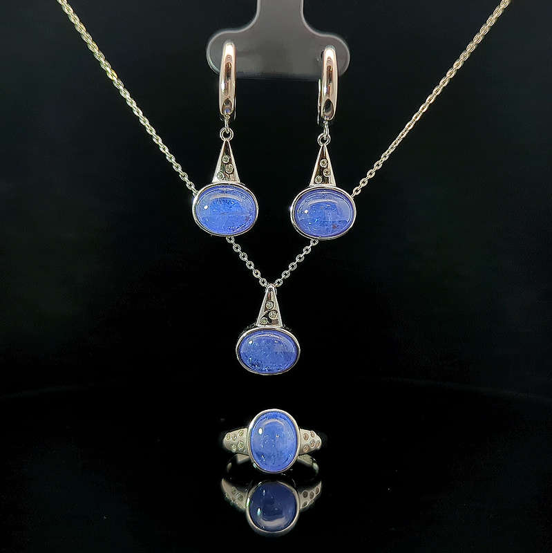 Kanchu - Tanzanite