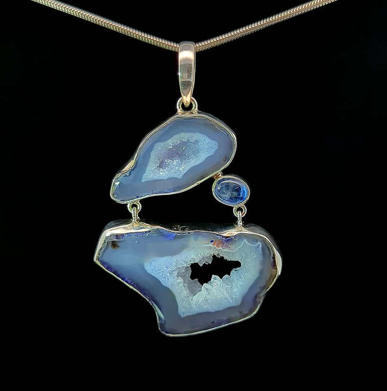 Awilix - Agate and Rutilated Quartz