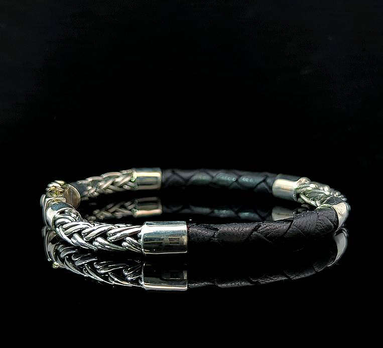 Putu Leather Bracelet