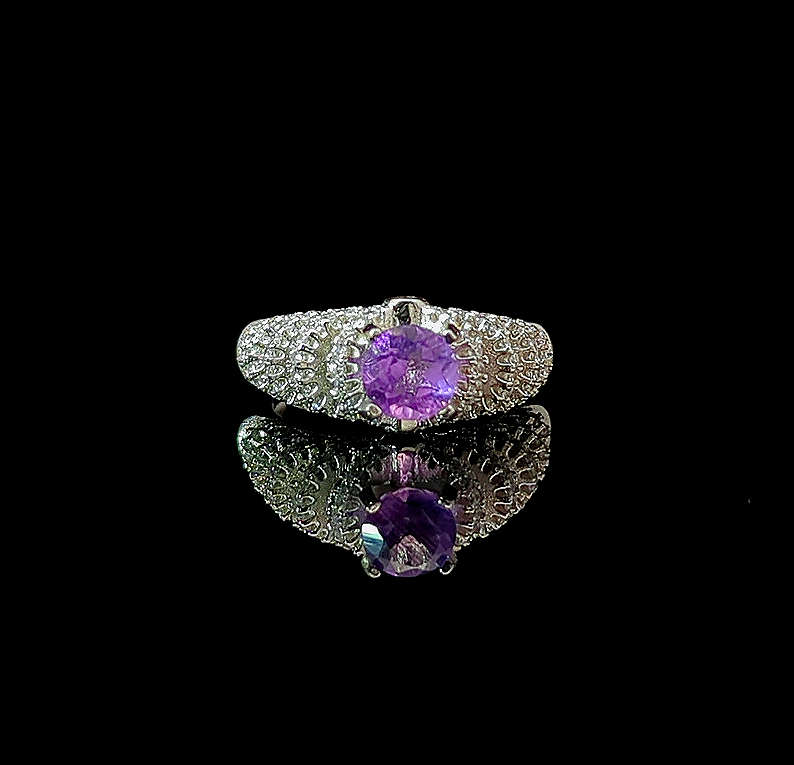 Maya - Amethyst