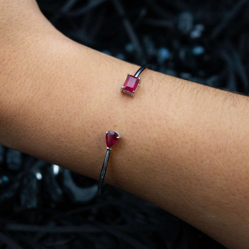 Louella - Rubies