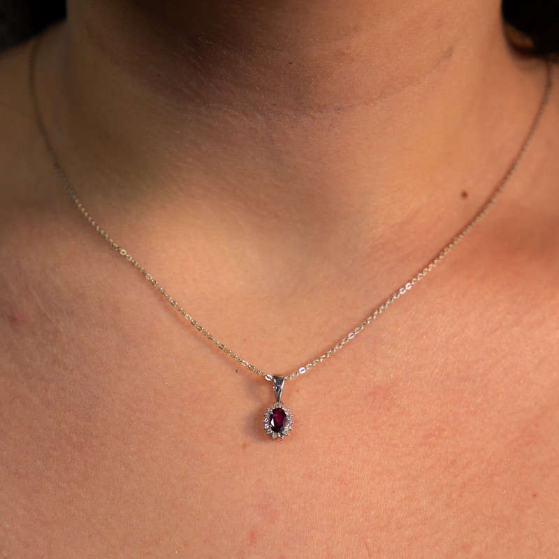 Ayu - Rhodolite