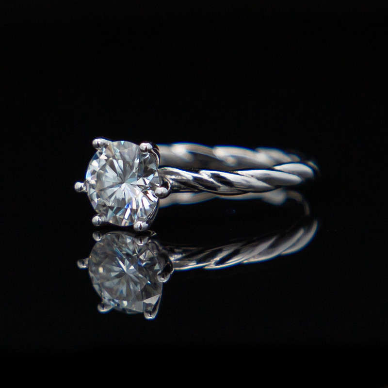 Ronda - Moissanite